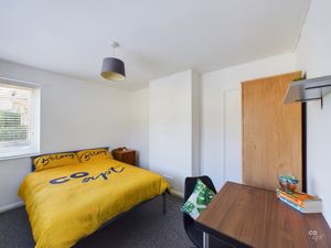 bedroom 1 - click for photo gallery